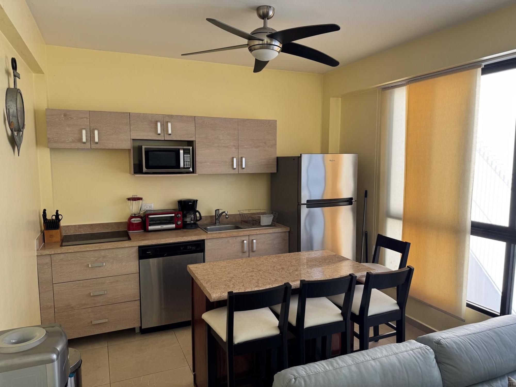 Elegant 2 Bedrooms Paraiso 30 *