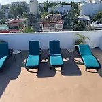 Elegant 2 Bedrooms Apartment Paraiso 30